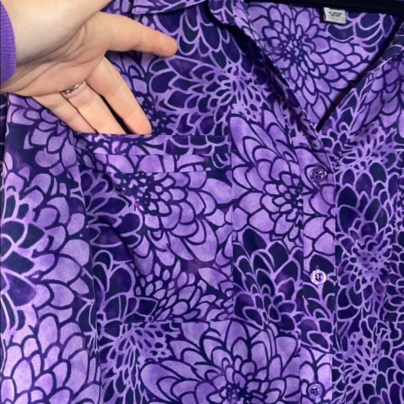 Catherines Blouse Women’s 4X 30/32W Purple Floral Button Up Collared Shirt - Picture 4 of 12